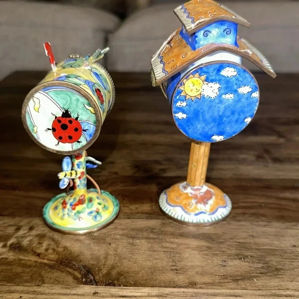 VTG Set of 2 US Mail Stamp Holder Birdhouses Kelvin Chen 2004 / 2002